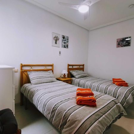 El Sombrero Apartment With Free Wifi Playa Del Cura Torrevieja Extérieur photo