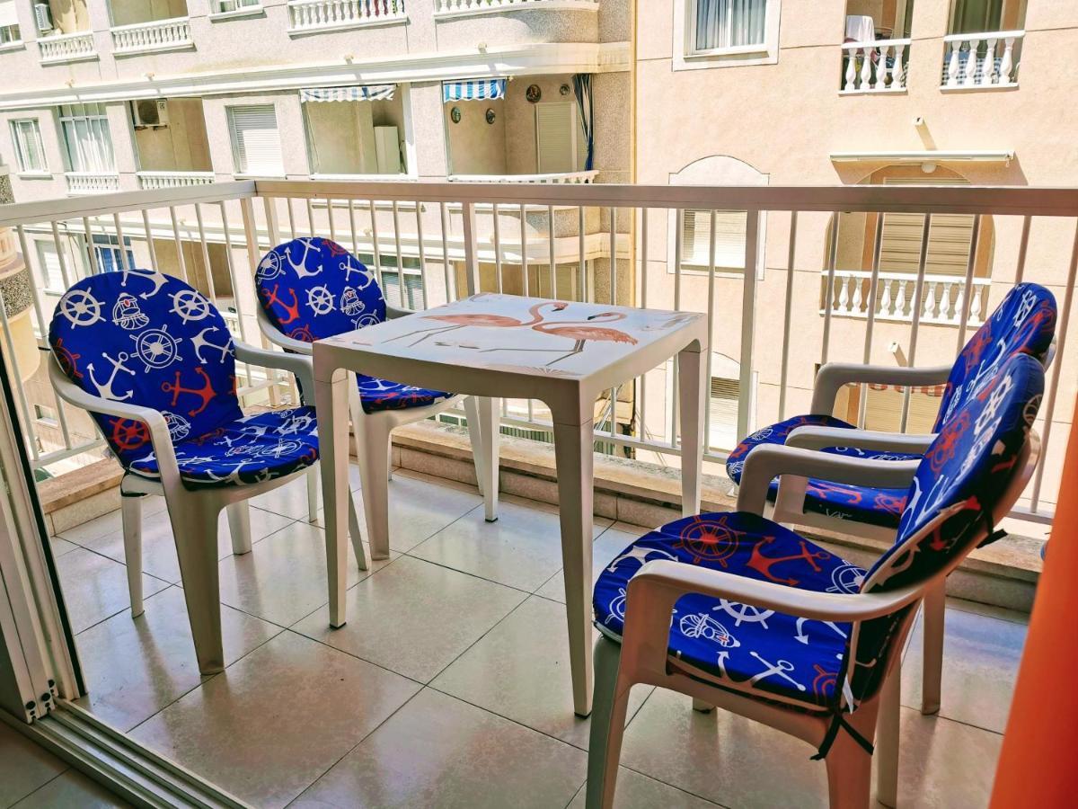 El Sombrero Apartment With Free Wifi Playa Del Cura Torrevieja Extérieur photo