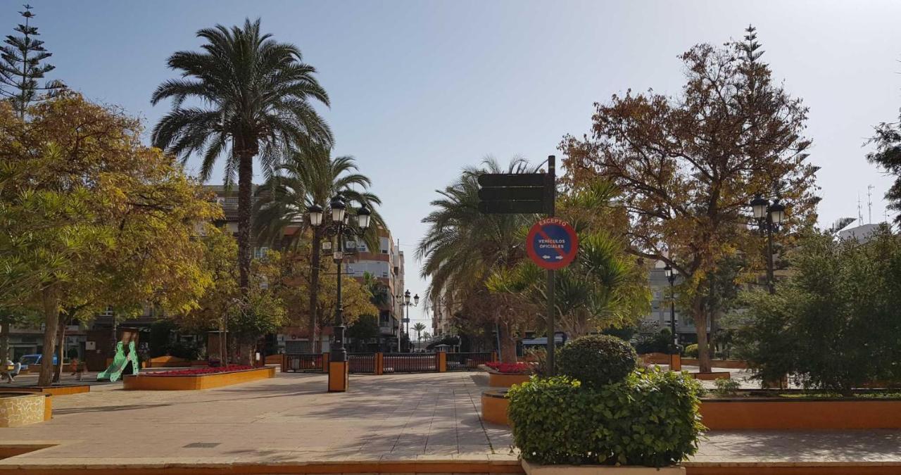 El Sombrero Apartment With Free Wifi Playa Del Cura Torrevieja Extérieur photo